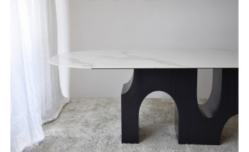 Mesa comedor Beford negro