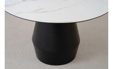 Mesa comedor Yasmina negro