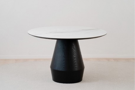 Mesa comedor Yasmina negro
